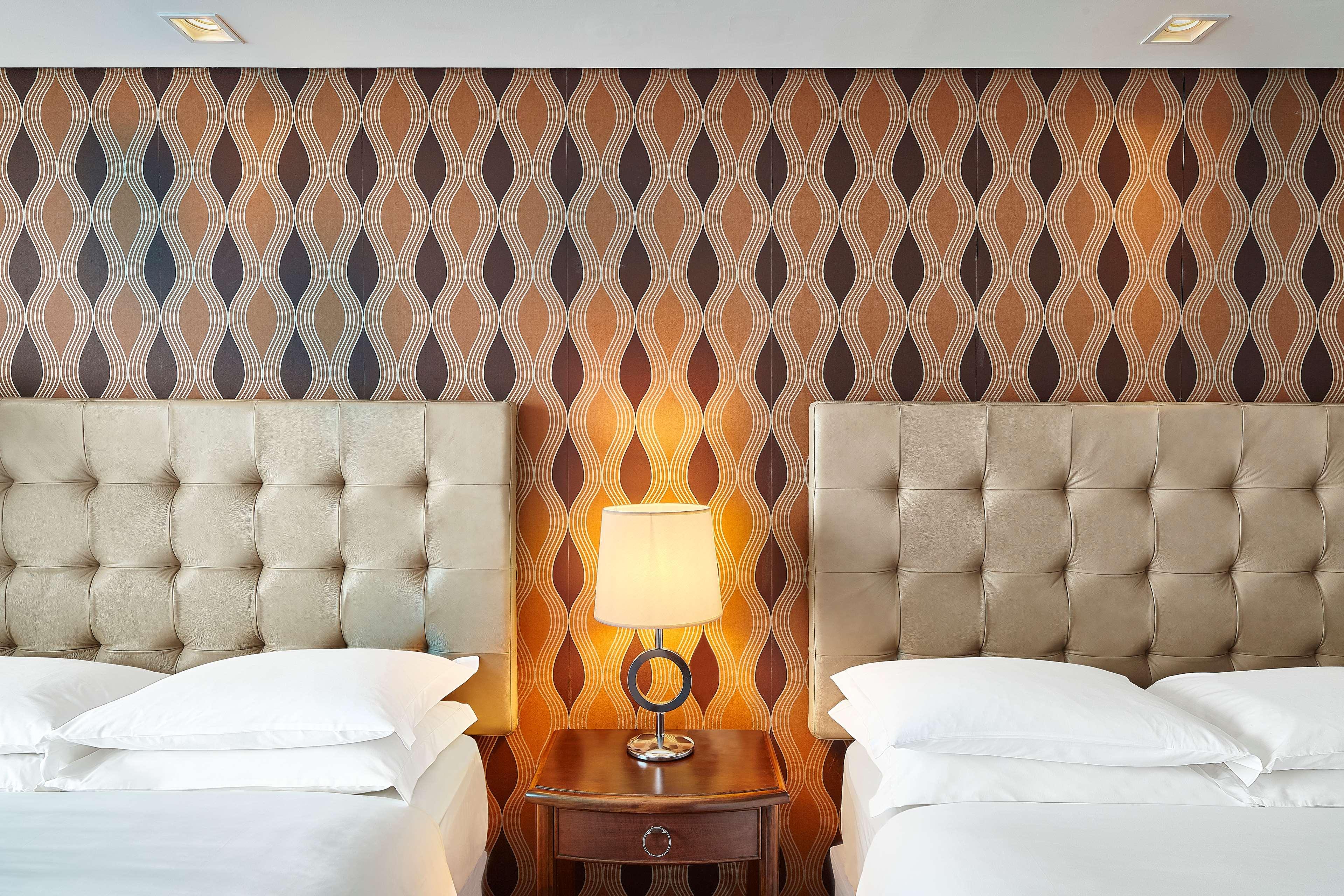 فندق Hilton Porto Alegre, Brazil المظهر الخارجي الصورة A room at the hotel